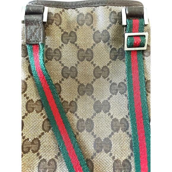 Authentic Vintage Gucci Sherry Crossbody Shoulder bag. Good condition. GG logo. - Picture 3 of 6